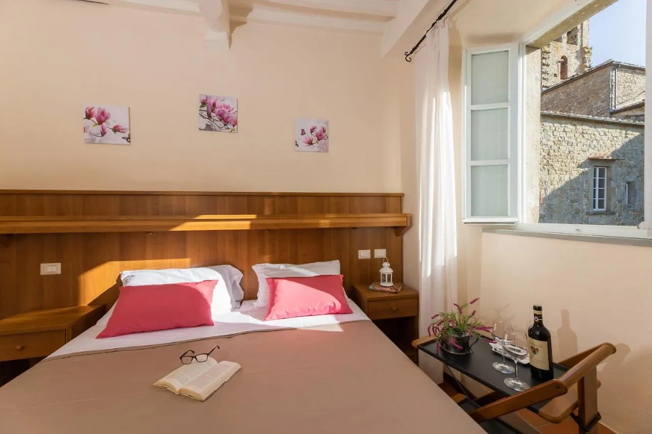 B&B San Francesco Cortona 2*,